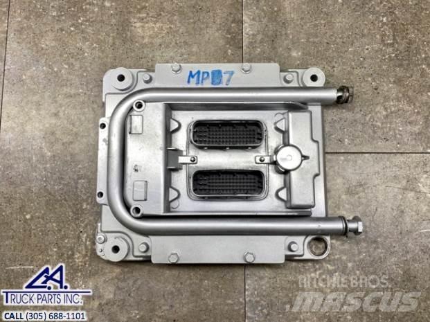 Mack MP7 Электронные блоки