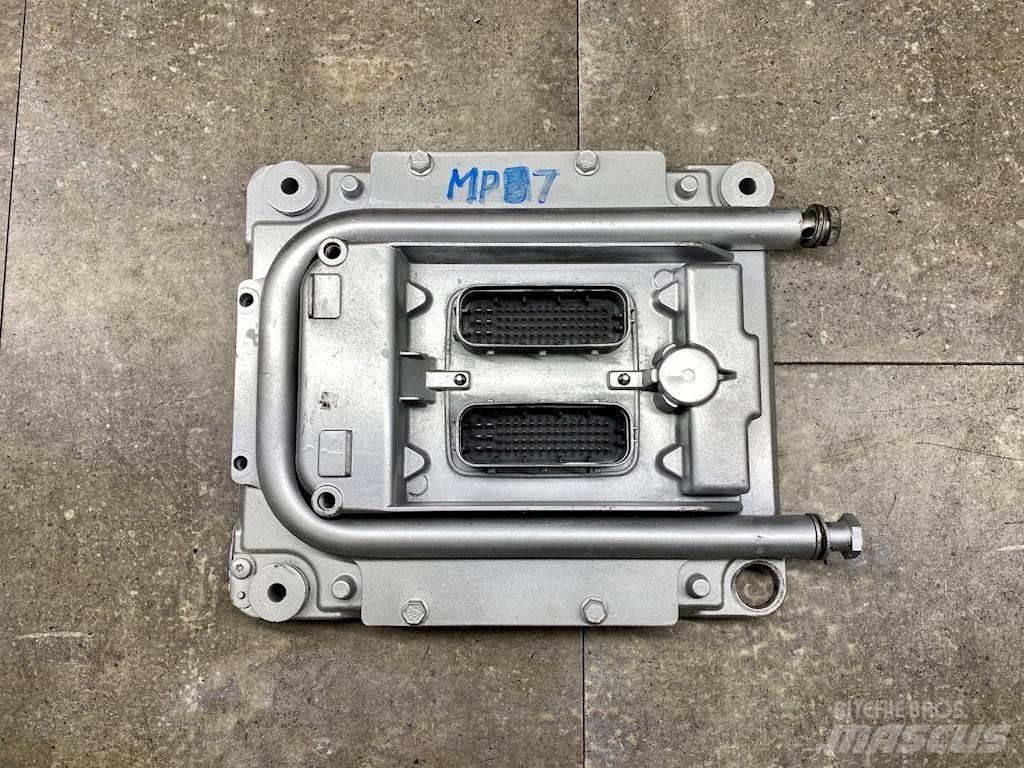 Mack MP7 Электронные блоки