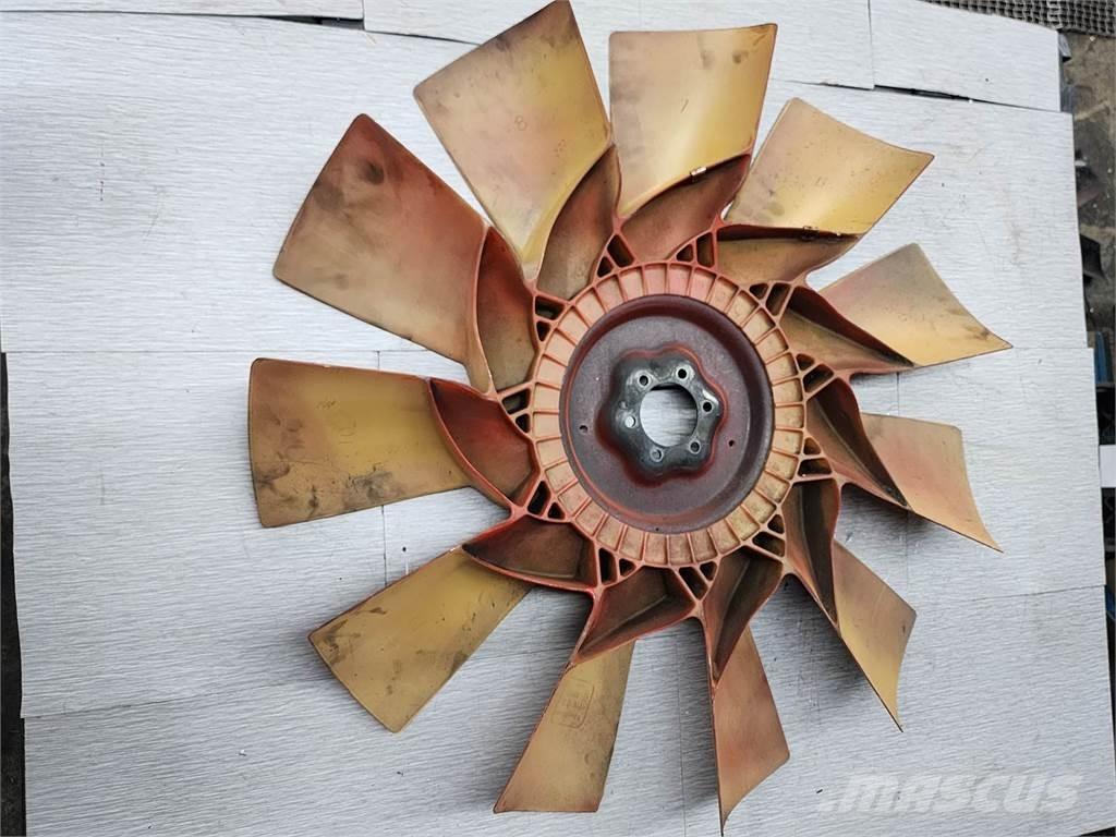 Mack MP8 Коммерческий транспорт - Другие