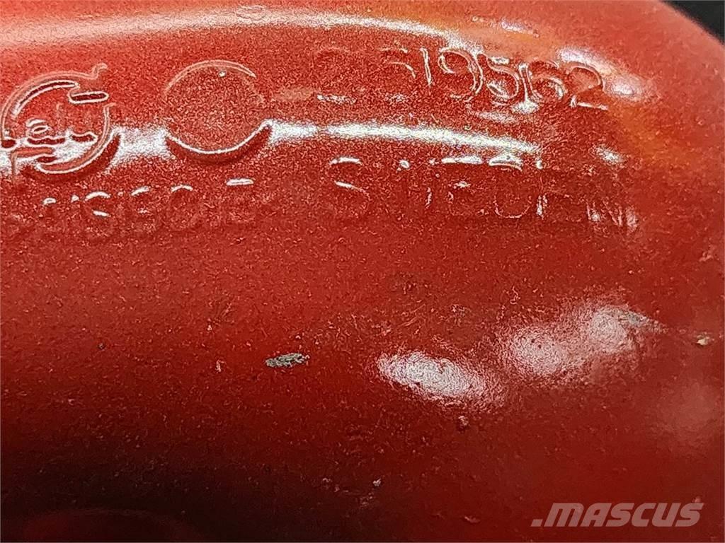Mack MP8 Коммерческий транспорт - Другие