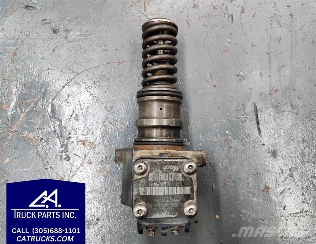 Mack MP8 Коммерческий транспорт - Другие