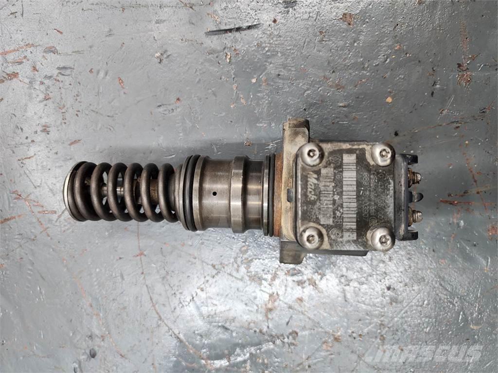 Mack MP8 Коммерческий транспорт - Другие