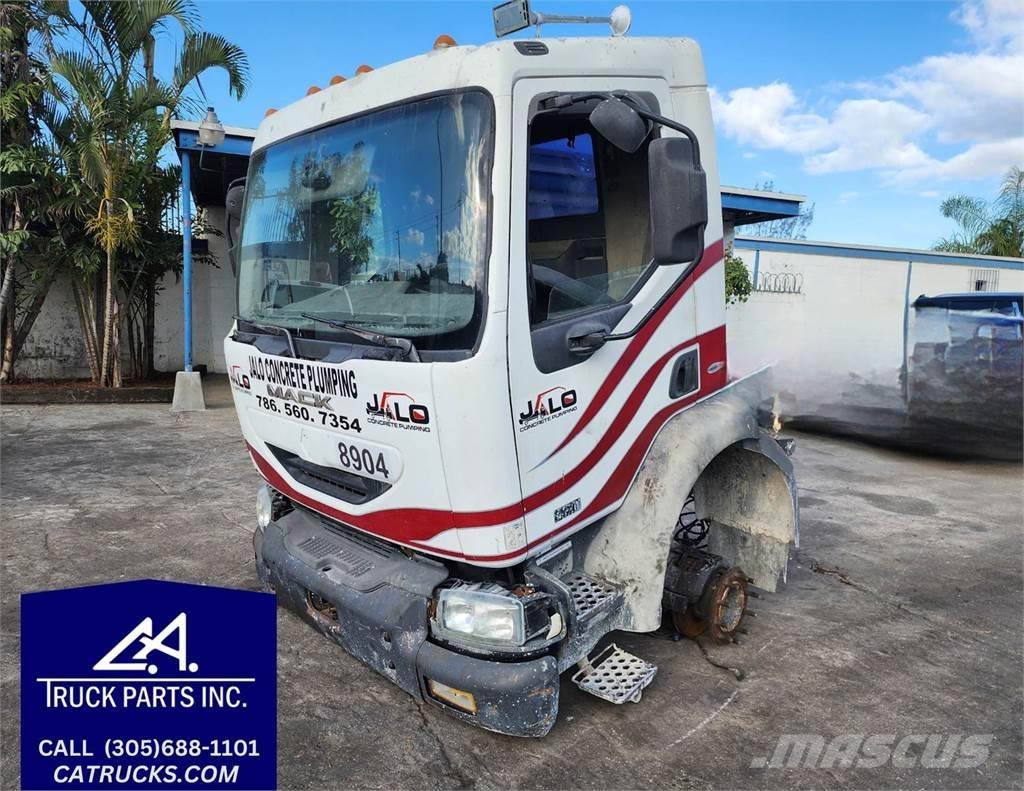 Mack MV322 Коммерческий транспорт - Другие