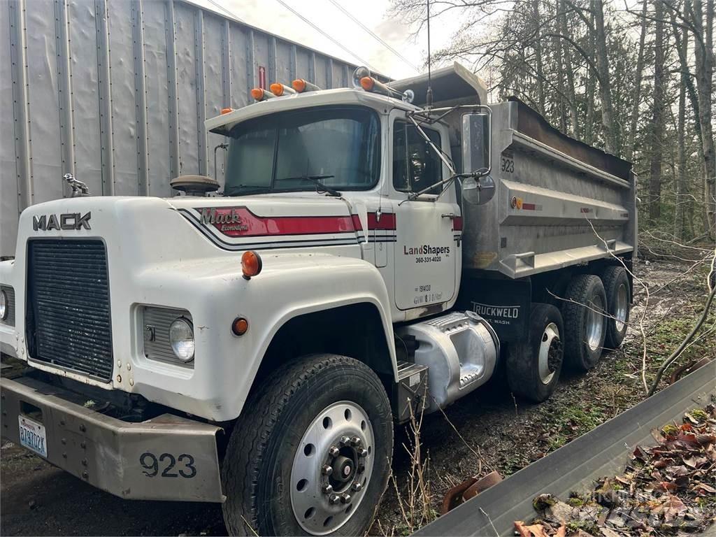 Mack RD600 Грузовики-Самосвалы