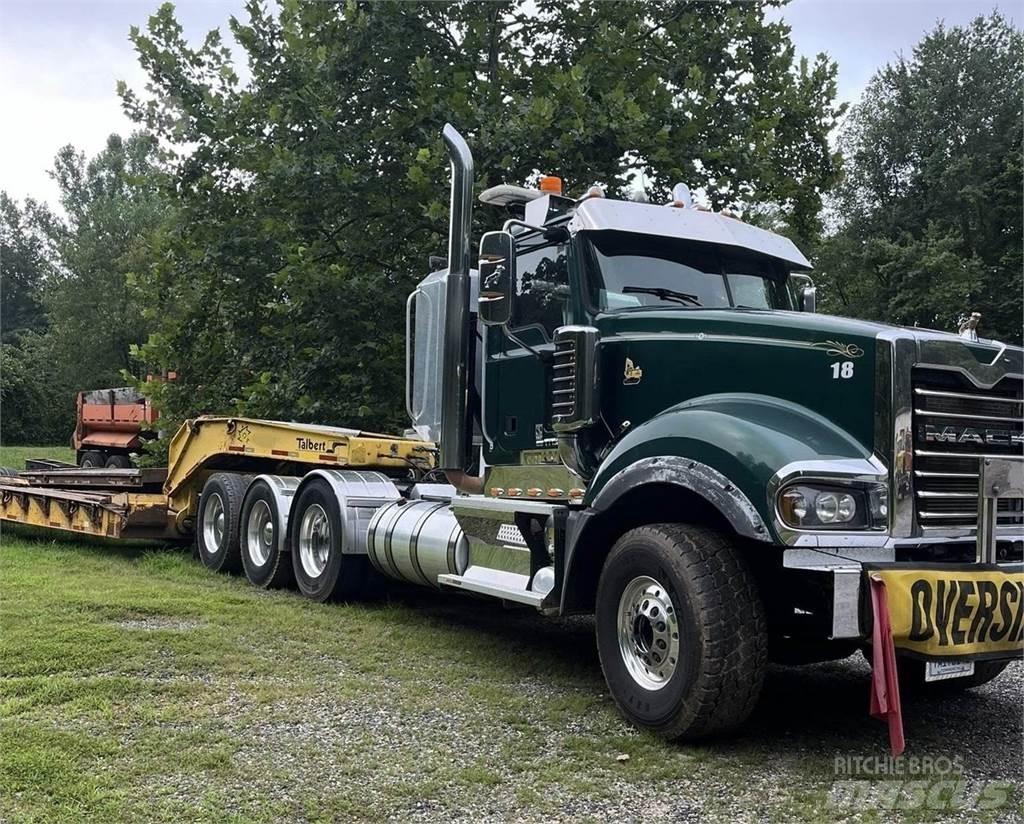 Mack Titan Седельные тягачи