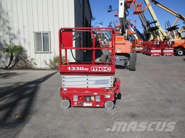 MEC 1330SE Ножничные подъемники