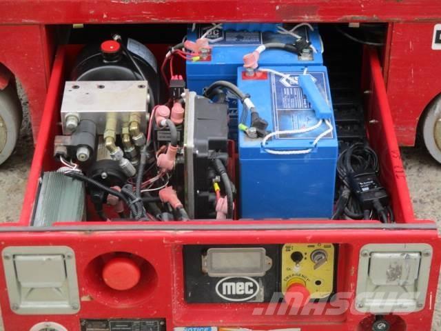 MEC 1330SE Ножничные подъемники