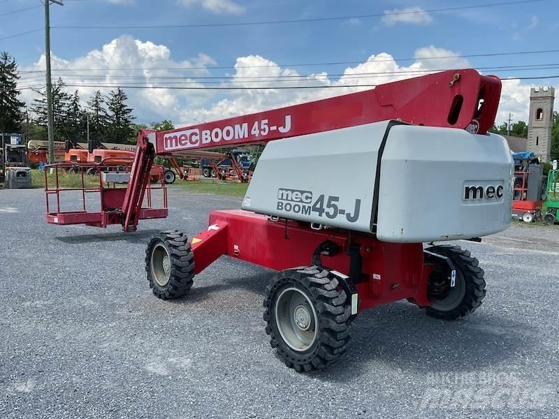 MEC 45J Телескопические подъемники