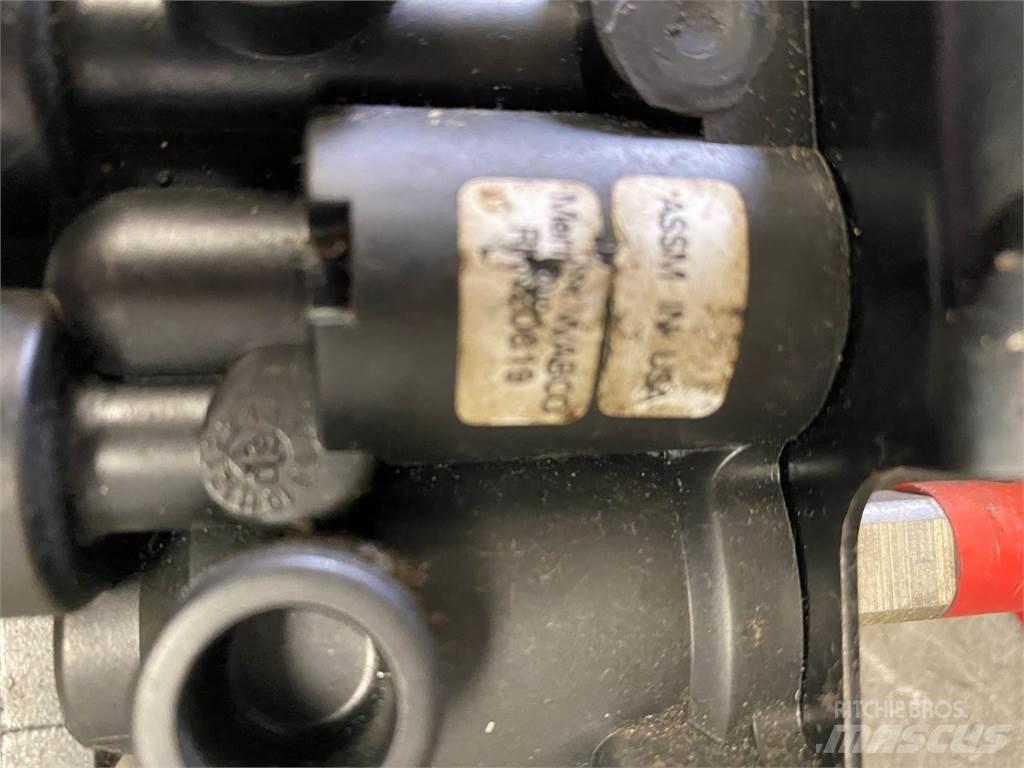 Meritor  Коммерческий транспорт - Другие