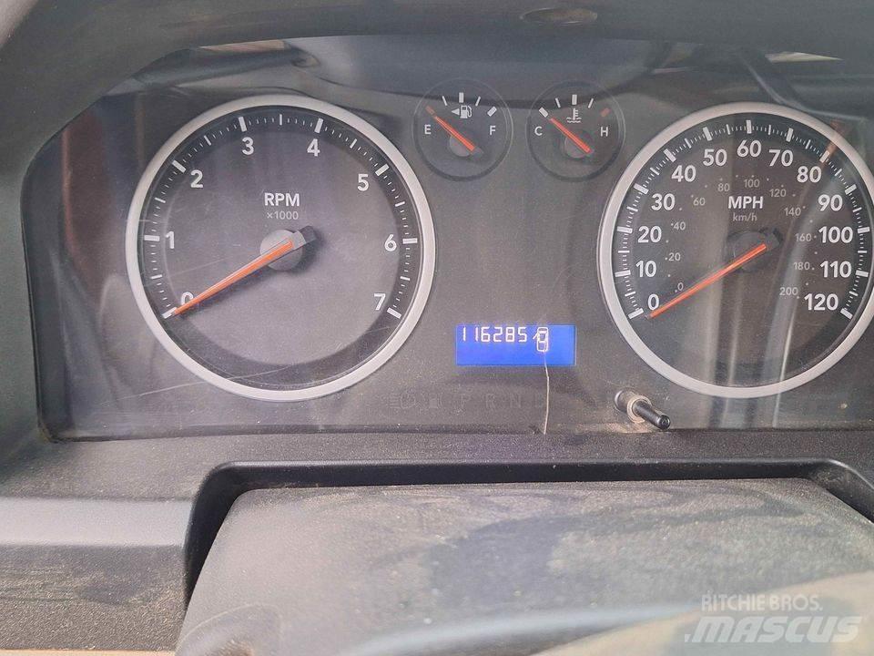 RAM 3500 Бортовые фургоны