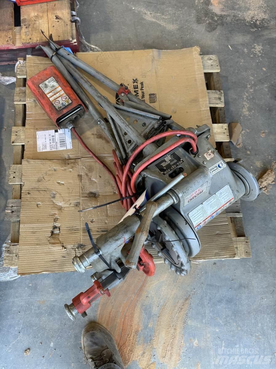  Ridgid 300 Трубогибочные станки