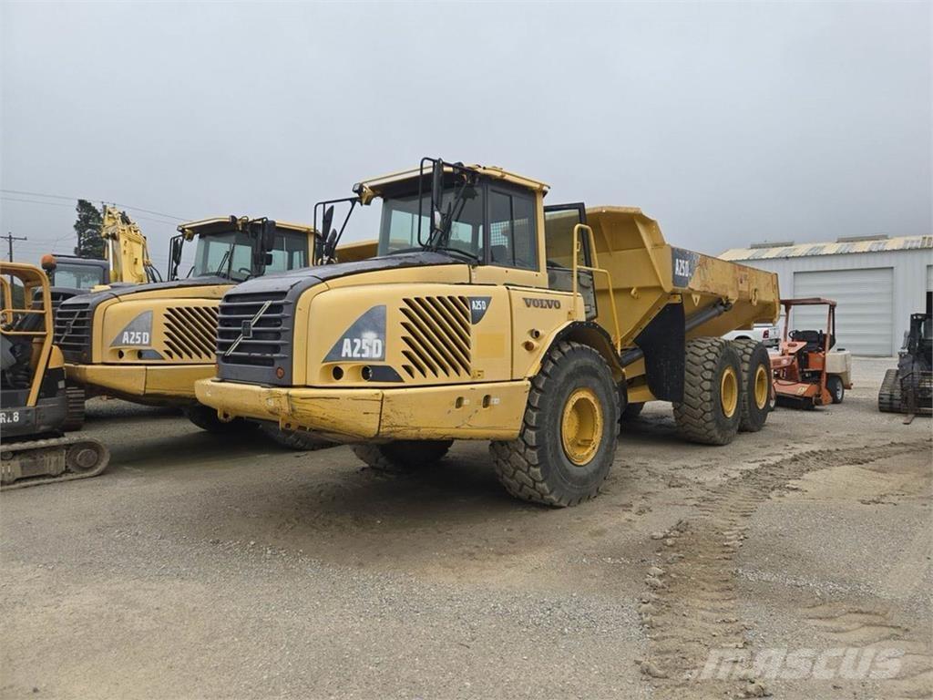 Volvo A25D Шарнирно-сочленённые самосвалы