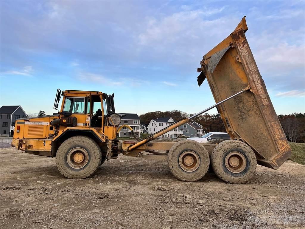 Volvo A30C Шарнирно-сочленённые самосвалы