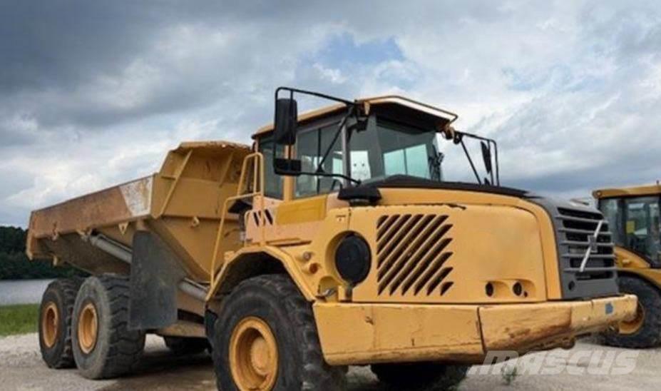 Volvo A30D Шарнирно-сочленённые самосвалы