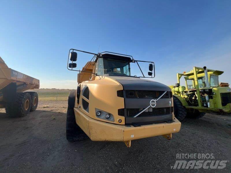 Volvo A40F Шарнирно-сочленённые самосвалы