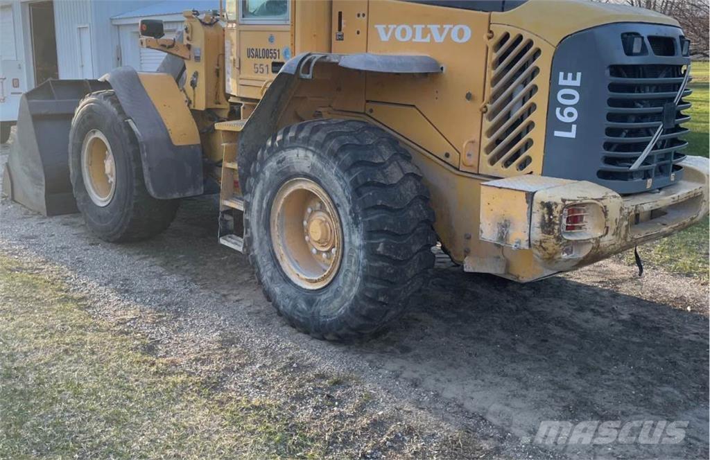 Volvo L60E Фронтальные погрузчики