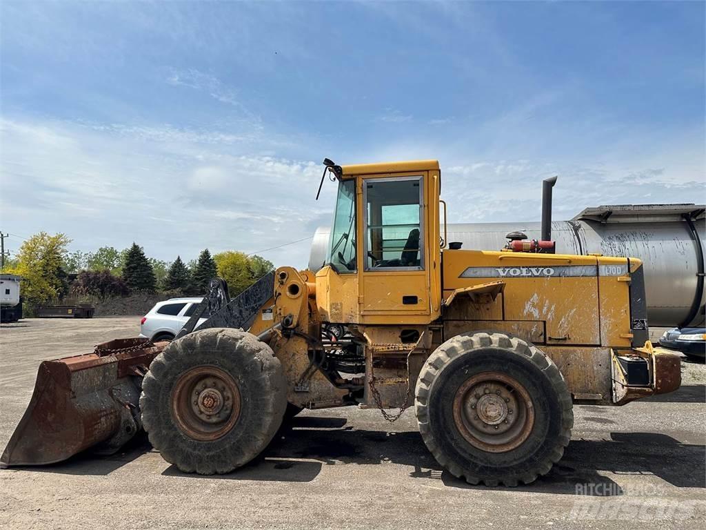 Volvo L70D Фронтальные погрузчики
