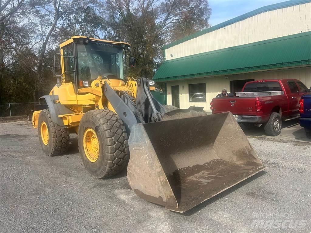 Volvo L70G Фронтальные погрузчики