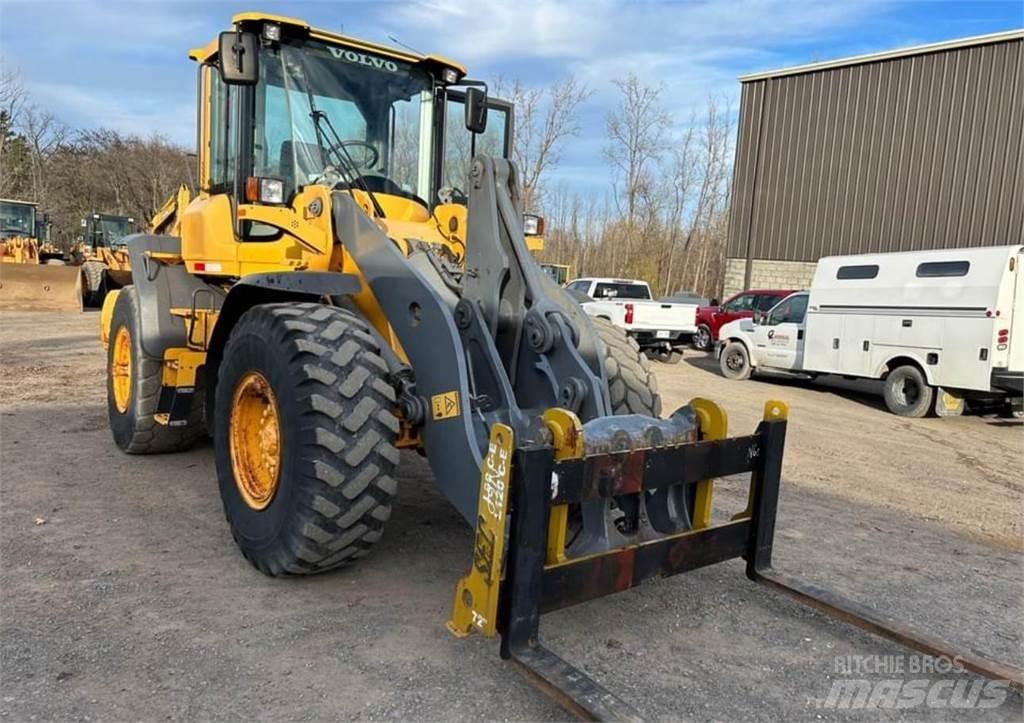 Volvo L90G Фронтальные погрузчики