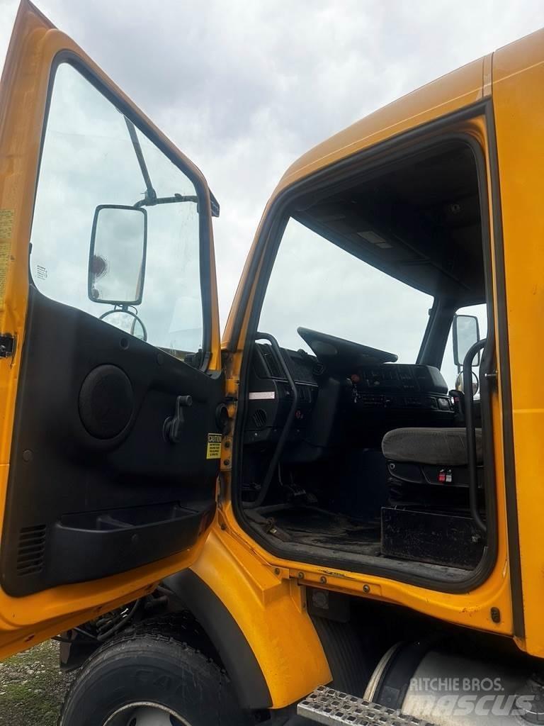 Volvo VHD Грузовики-Самосвалы