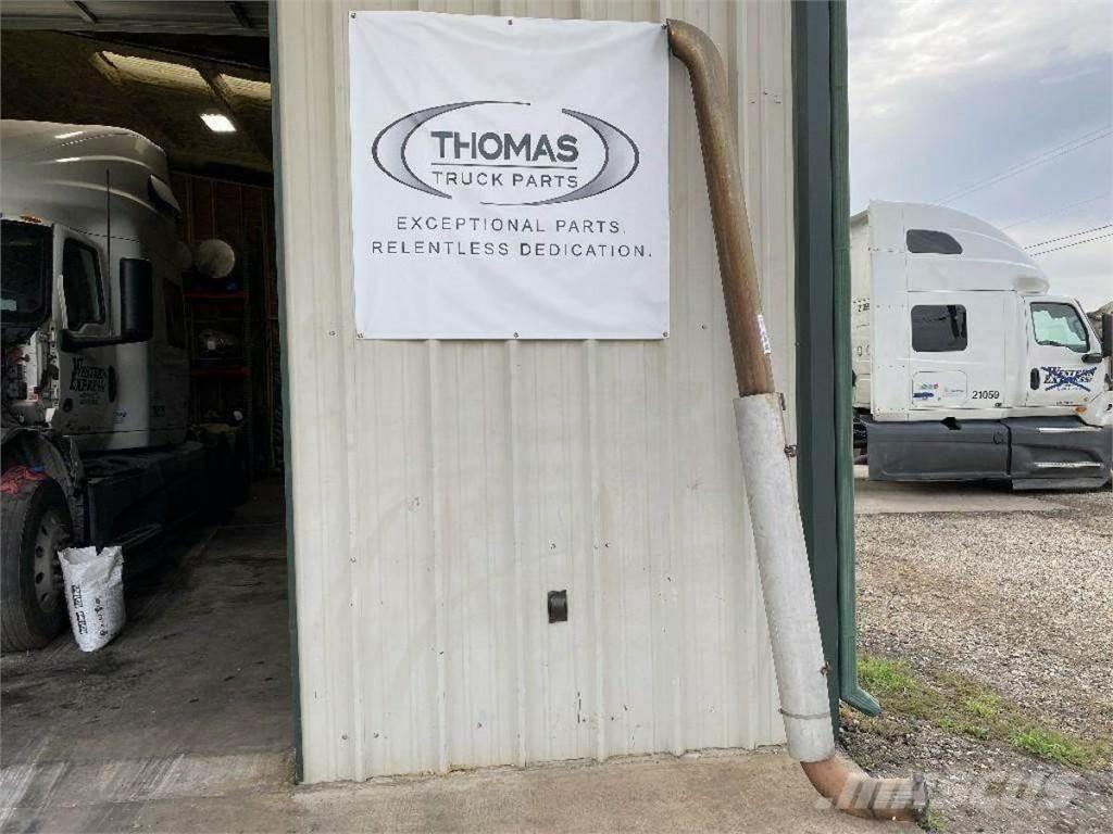 Volvo VNL Коммерческий транспорт - Другие