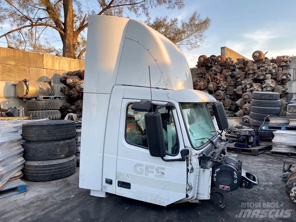 Volvo VNM Коммерческий транспорт - Другие