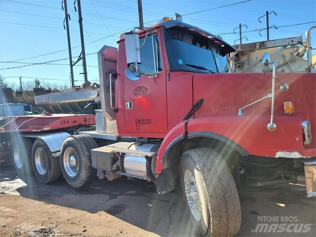 Volvo WG64 Седельные тягачи