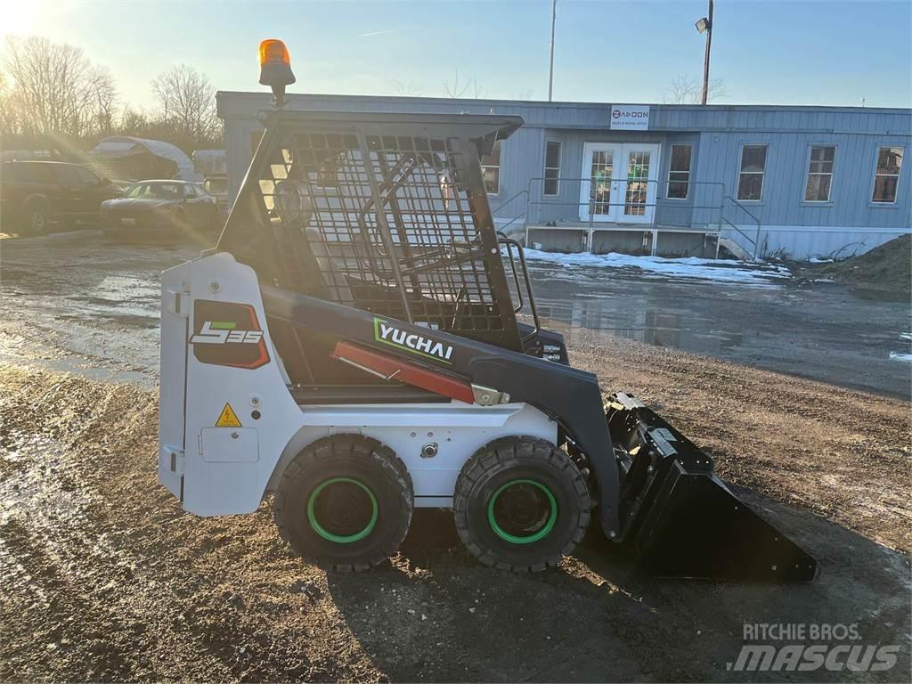 Yuchai S35 Мини-погрузчики