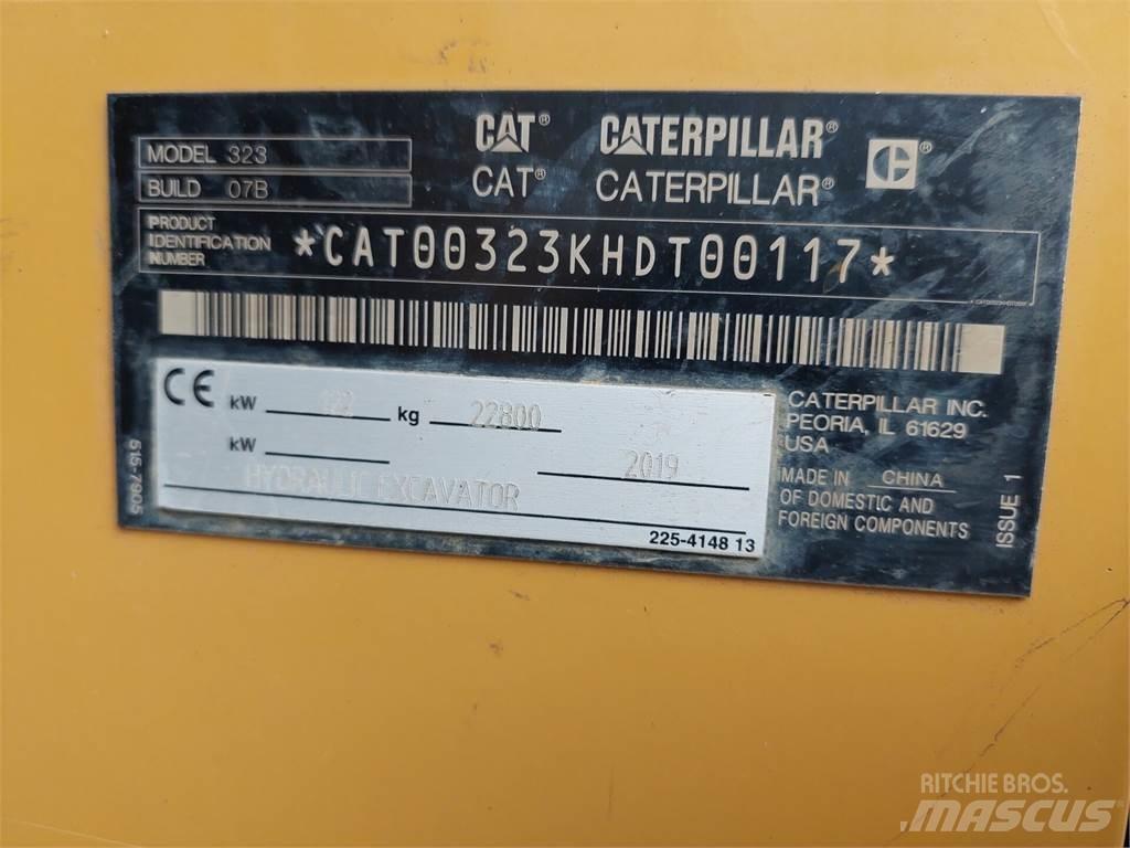 CAT 323 Гусеничные экскаваторы