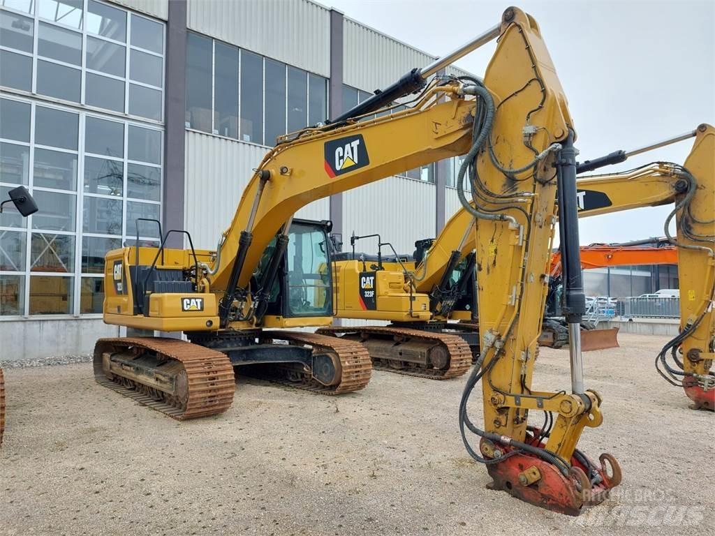 CAT 323 Гусеничные экскаваторы