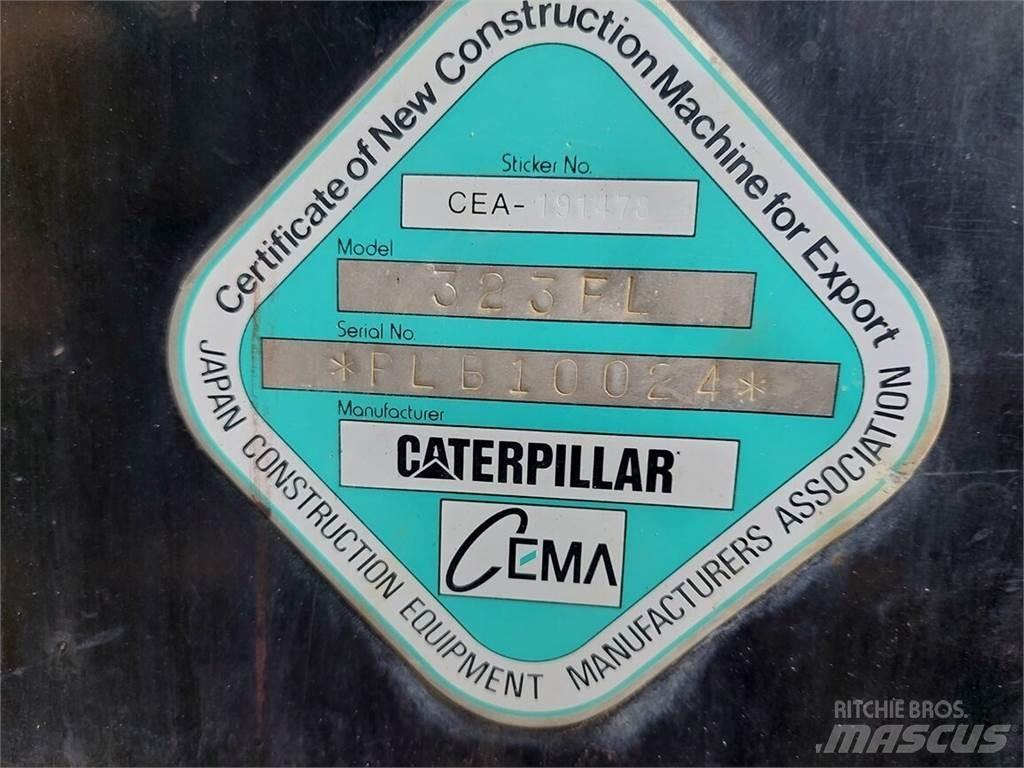 CAT 323F Гусеничные экскаваторы