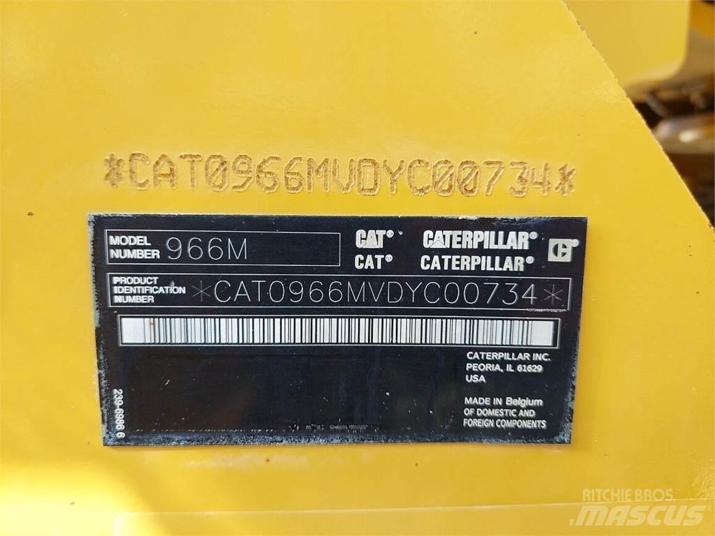 CAT 966M Фронтальные погрузчики