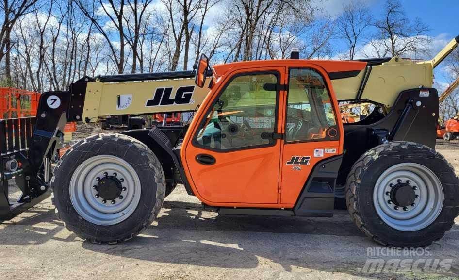 JLG 742 Телескопические погрузчики