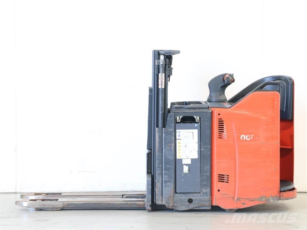 Linde D12SP/133-01 Ручные штабелёры с электроподъёмом