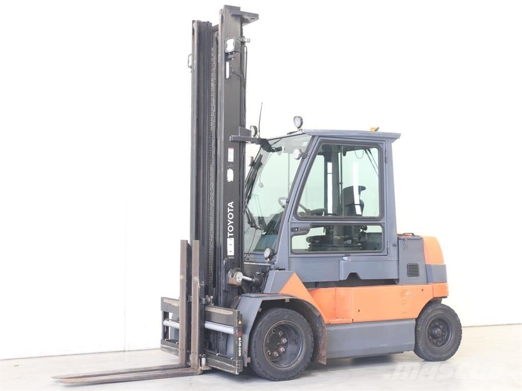 Toyota 7FBMF45 Другие складские механизмы