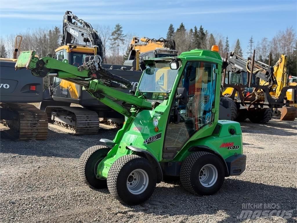 Avant 640 DLX Малые погрузчики