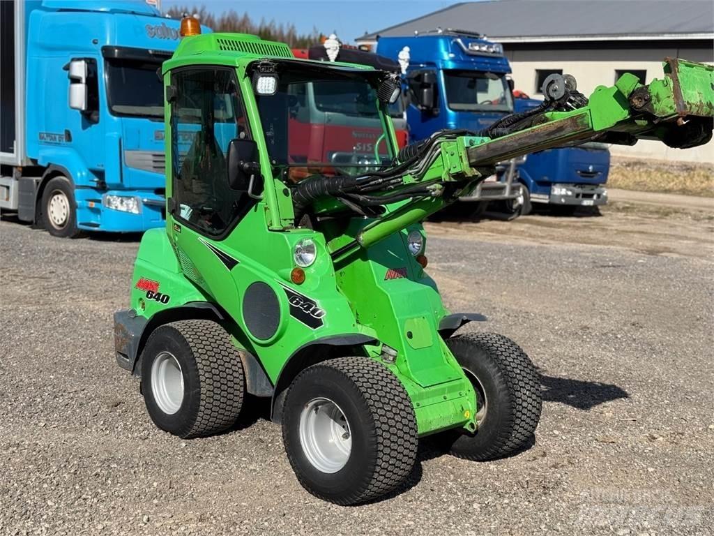 Avant 640 DLX Малые погрузчики