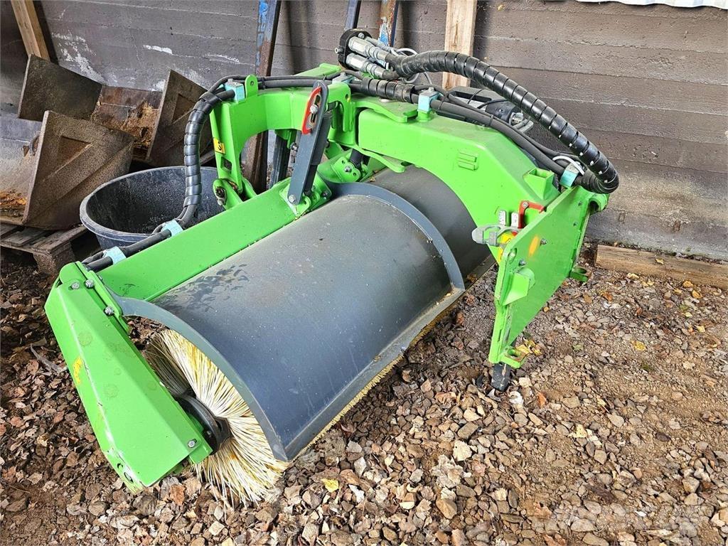 Avant Avoharja Навесные щетки