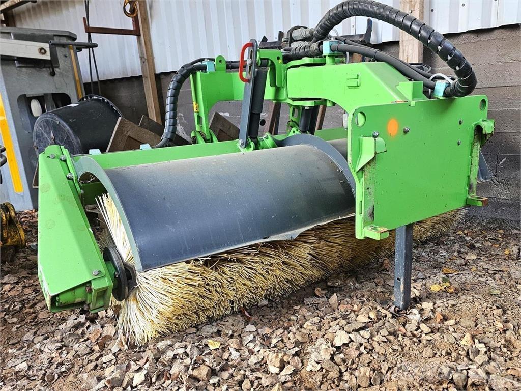 Avant Avoharja Навесные щетки