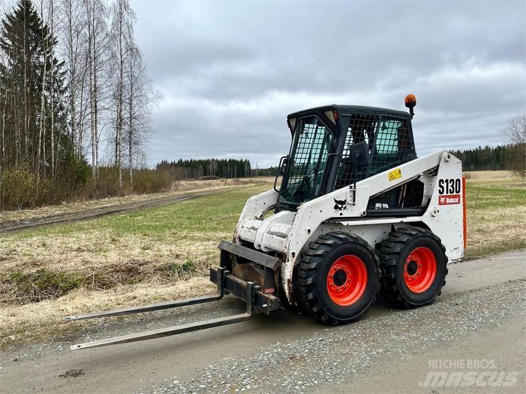 Bobcat S130 Мини-погрузчики