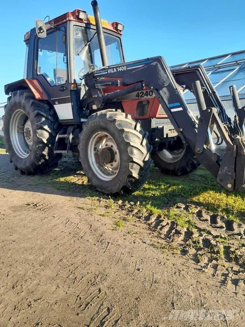 Case IH 4240 Трактора