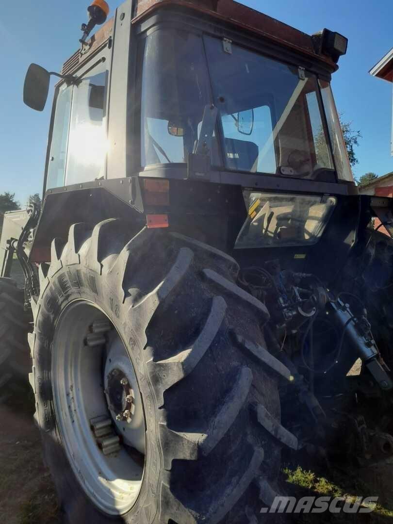 Case IH 4240 Трактора