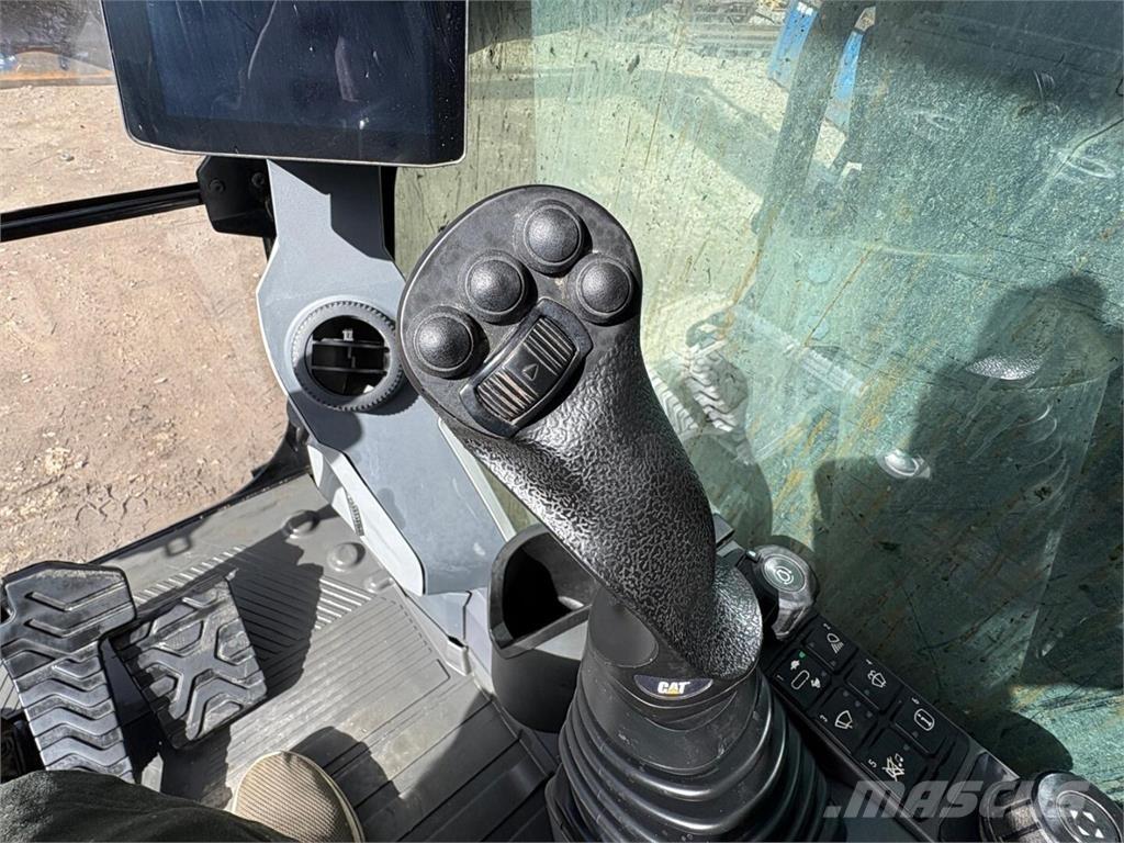 CAT 325 Гусеничные экскаваторы
