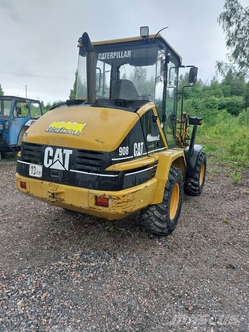 CAT 908 Фронтальные погрузчики