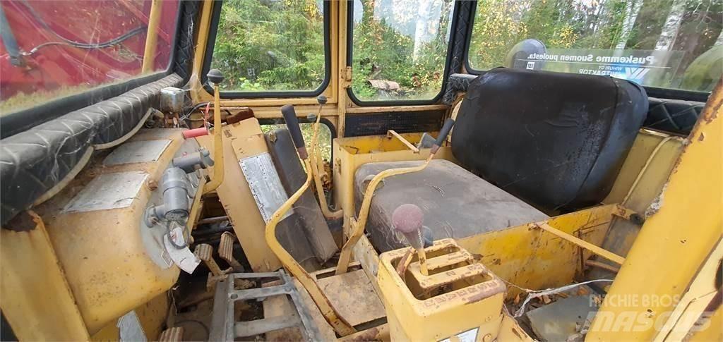CAT D4D Строительная техника - Другие