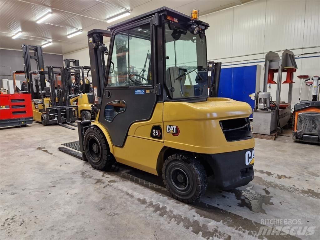 CAT DP35NT Дизельные погрузчики