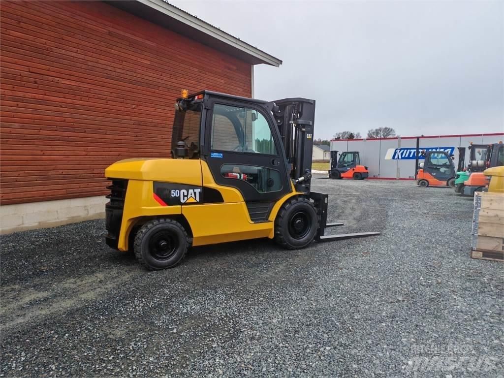 CAT DP50NT Дизельные погрузчики