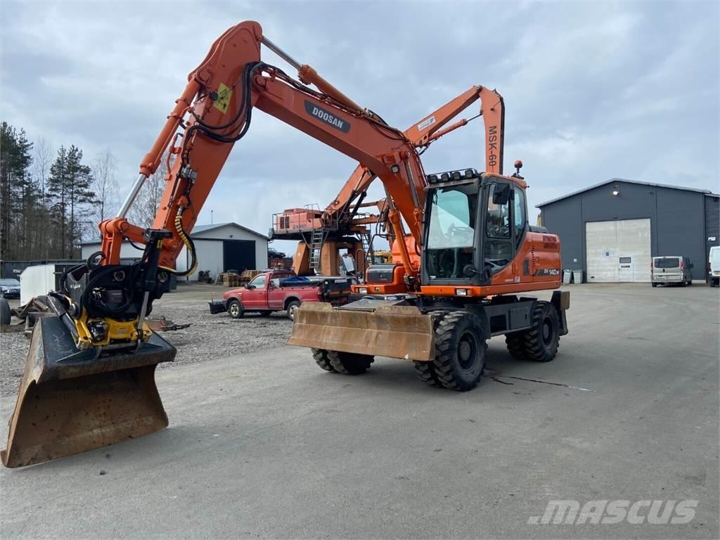 Doosan DX 140W Колёсные экскаваторы