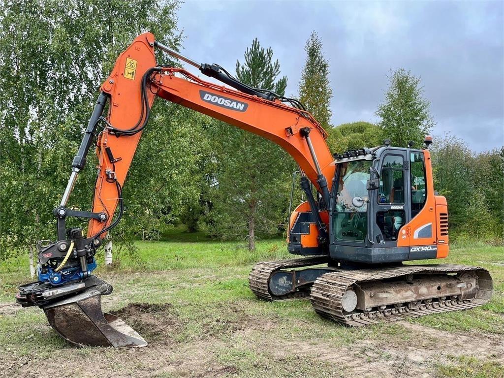Doosan DX140LC Гусеничные экскаваторы