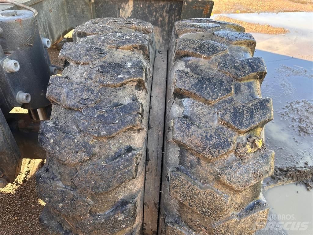 Doosan DX170W-5 Колёсные экскаваторы